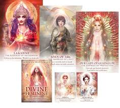 THE DIVINE FEMININE ORACLE