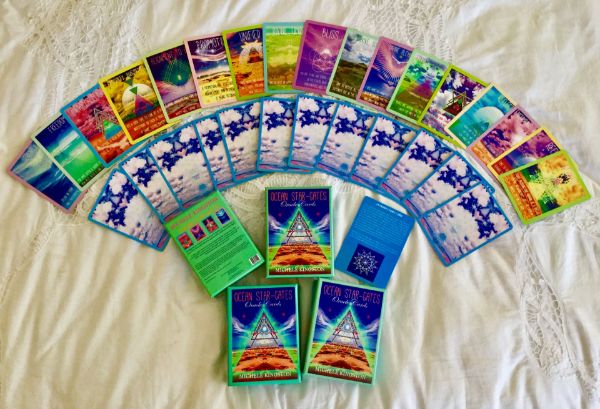 Picture of IC Ocean Star Gate Oracle Cards